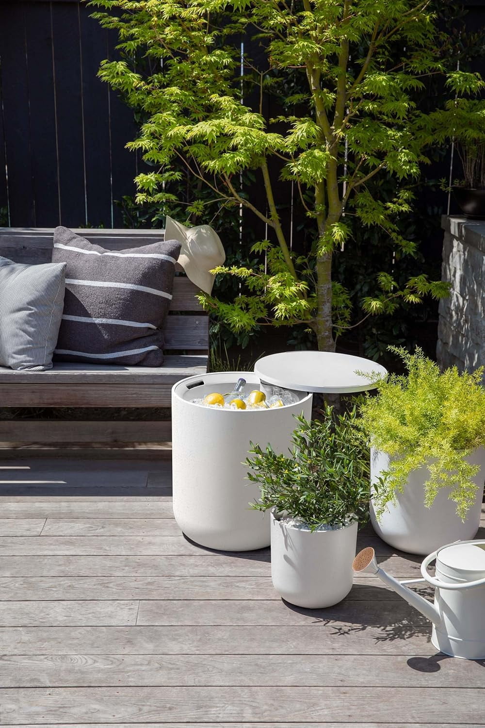 WANSHUN Side Table - 2 in 1 - Designed for use as Outdoor Side Table, Patio Decor and Ice Chest