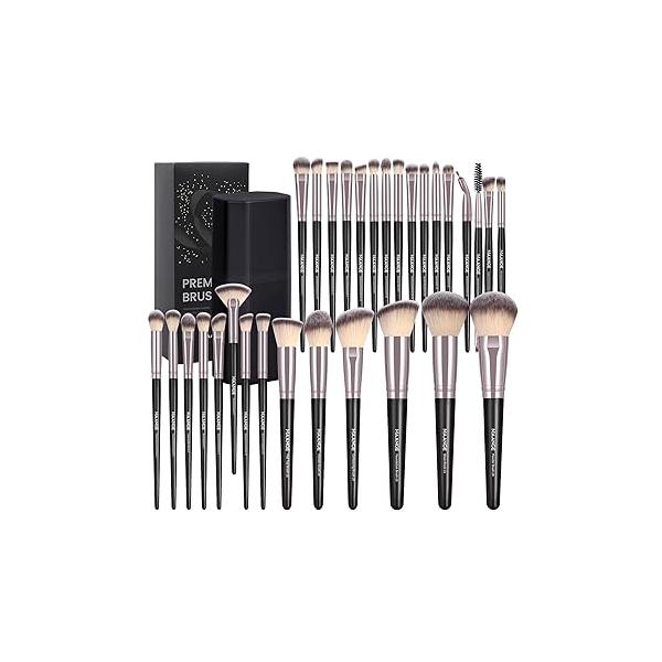 MAANGE 30 Pcs Professional Makeup Brushes with Case, Premium Synthetic Face Foundation Powder Blush Eyeshadow Blending Eye Brush Set Travel Set(Champagne)
