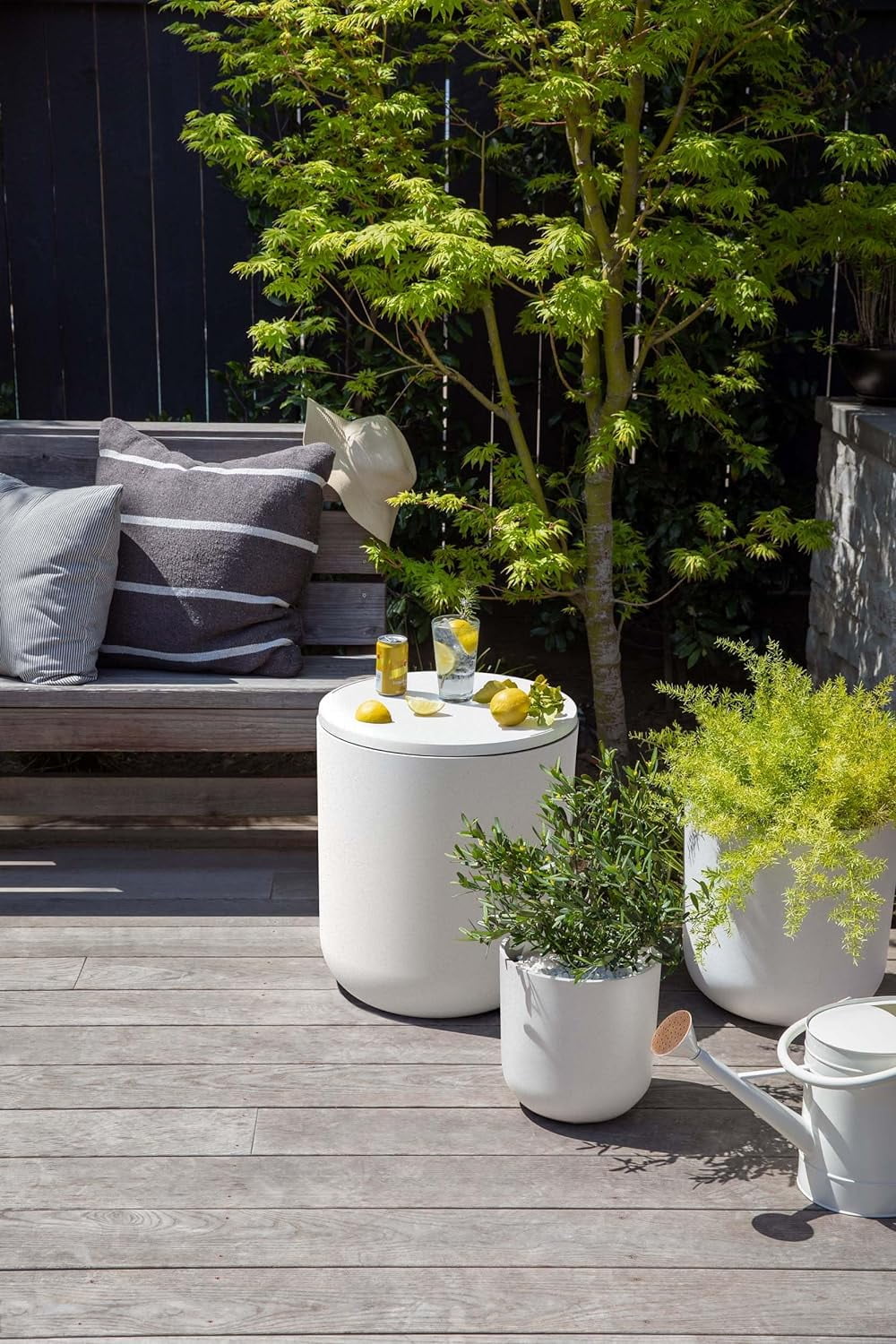 WANSHUN Side Table - 2 in 1 - Designed for use as Outdoor Side Table, Patio Decor and Ice Chest