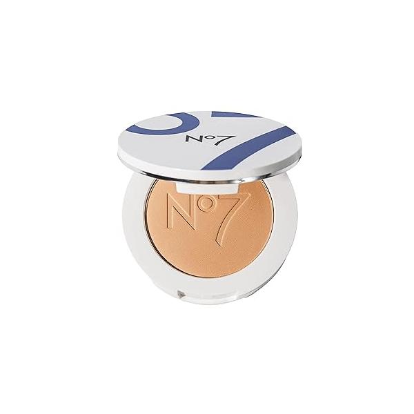 No7 Lift & Luminate Triple Action Powder - Light Pressed Makeup Setting for Face Compact Reduces the Appearance of Fine Lines Enhances Glow (10g)